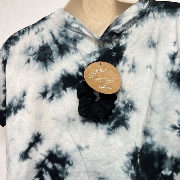 Sundown by Splendid black and white tie dye cropped tee shirt NWT size medium - Picture 10 of 13